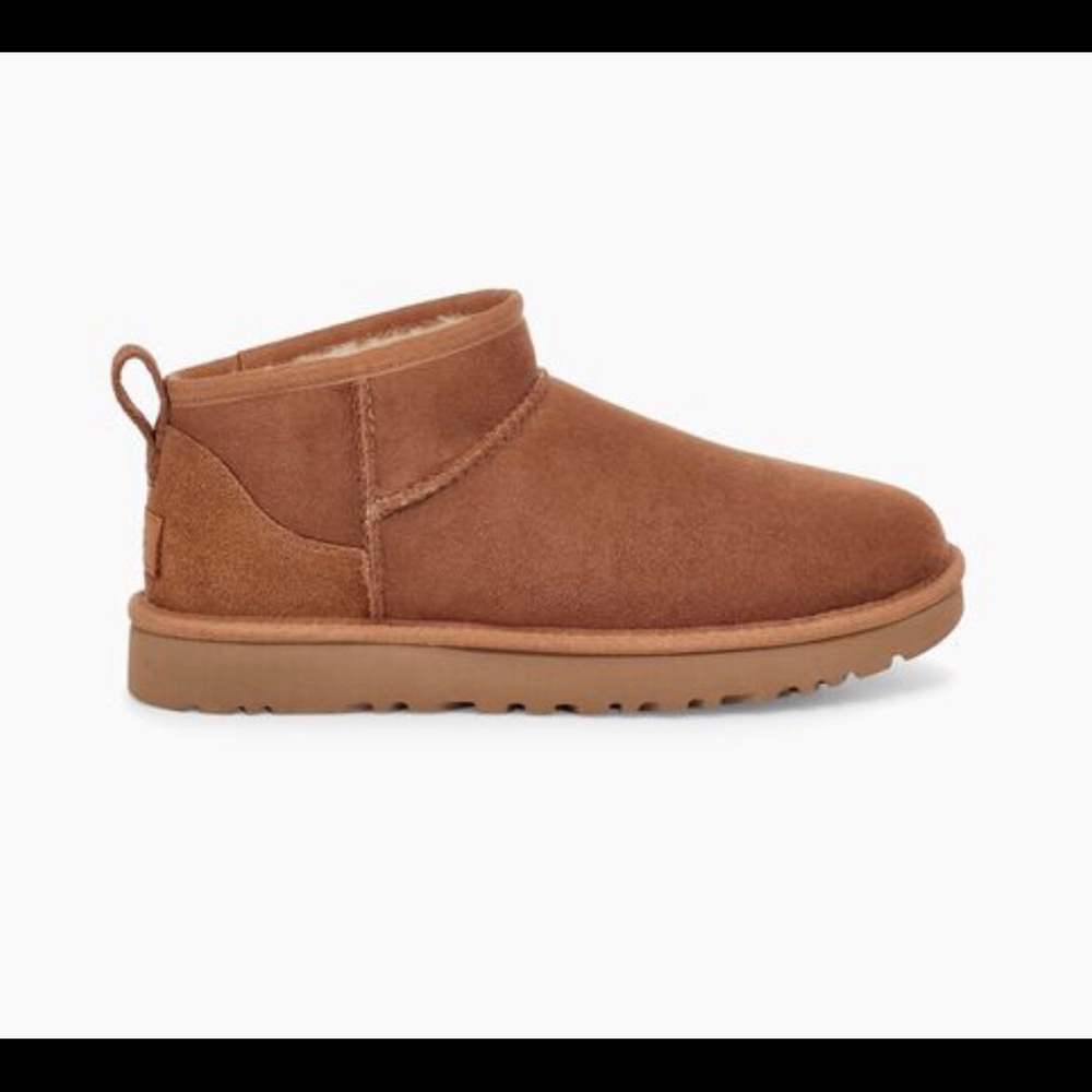 - New Ugg Ultra Mini Classic Boots  Chestnut 9